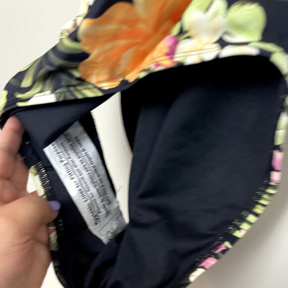 NWT Hurley Floral  One-Piece UPF 50+ Stretch Swimsuit Orange Waikiki Wonder XXL - Picture 4 of 8